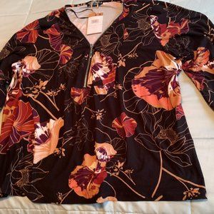 NWT -  Beautiful Blouse, Black with Floral, Zippered Neckline SZ L